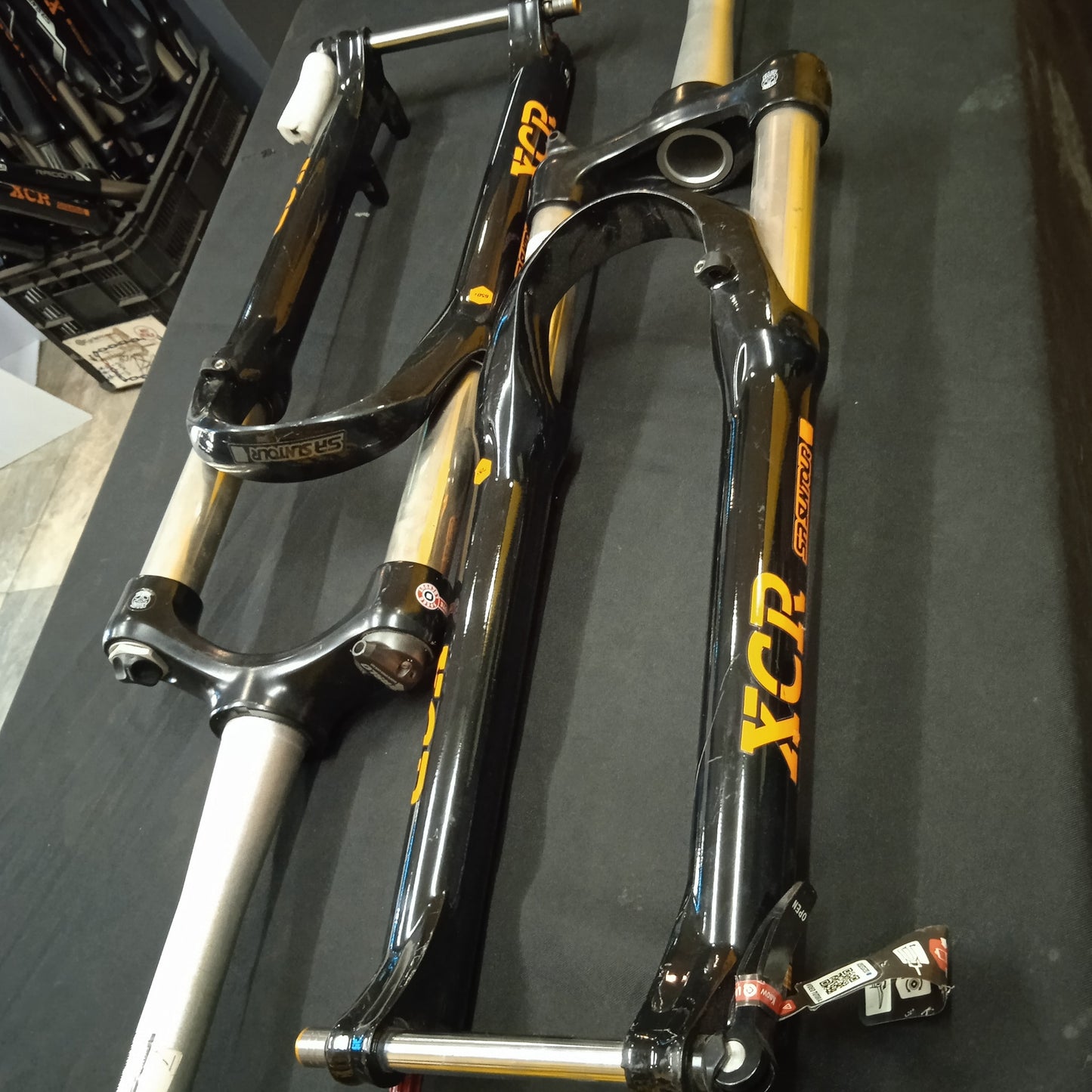 FORK SUNTOUR XCR 650 AIR 27.5 BLK/ORANGE
